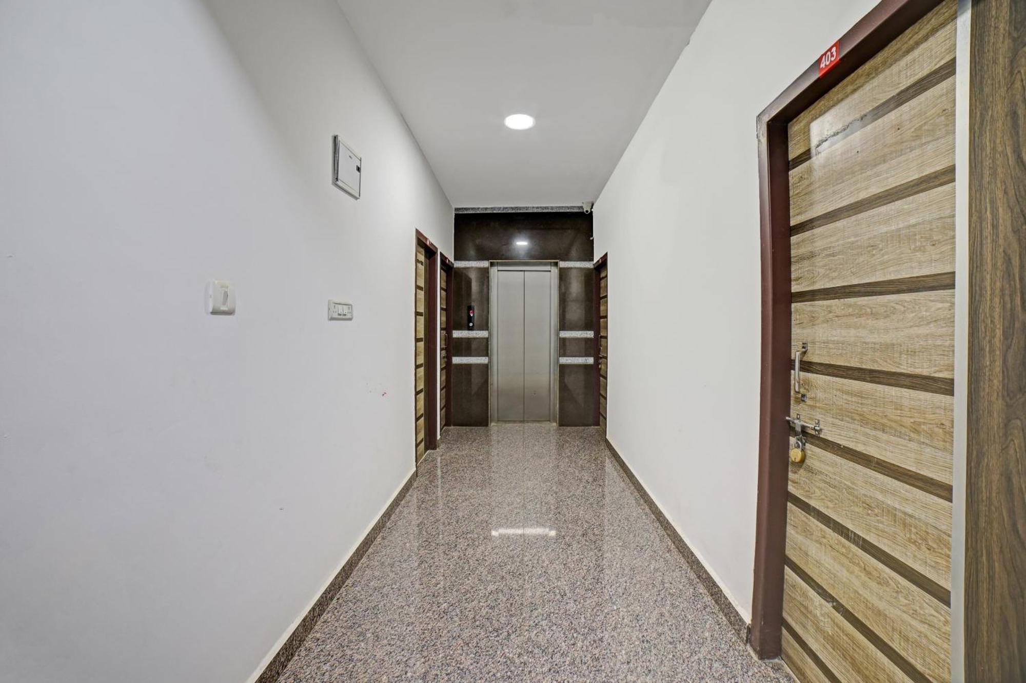 Spot On 81164 San International Hotel 班加罗尔 外观 照片